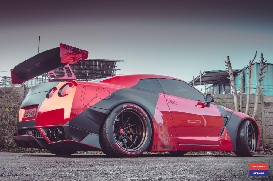  Nissan GT-R X Work on Vossen Wheels (VWS-1) 2016 года  (фото 37 из 46)